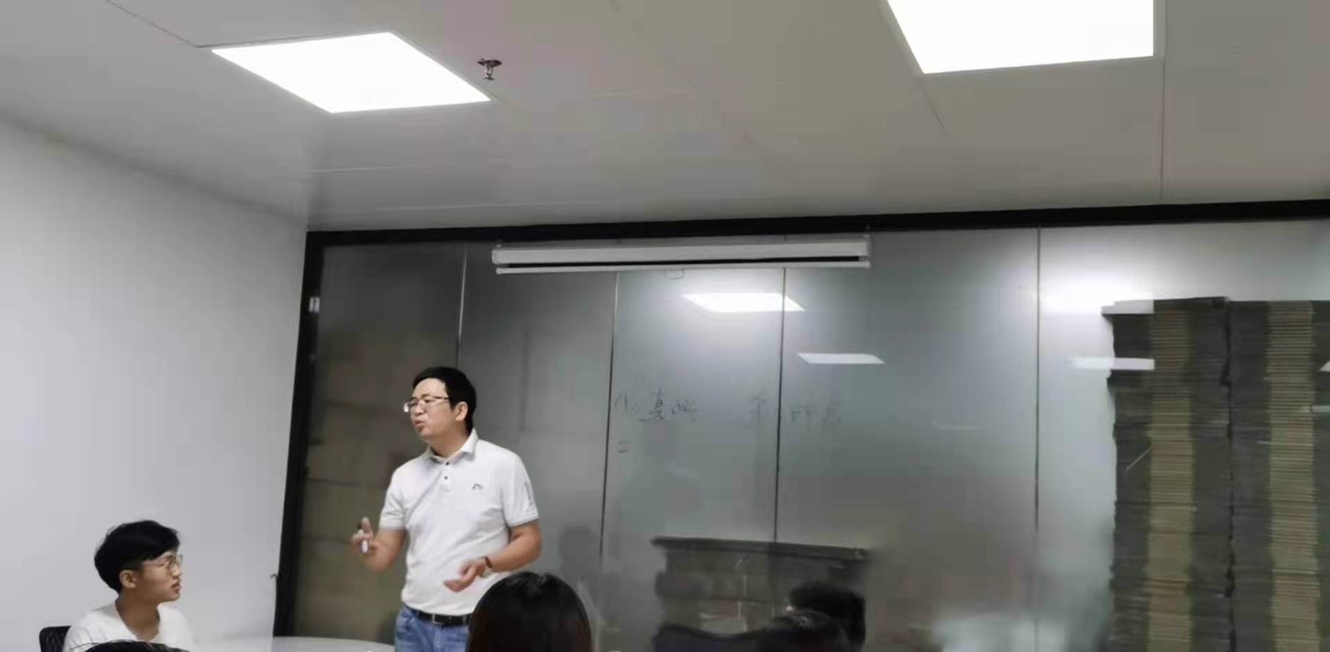 乐虎游戏微培训现场2
