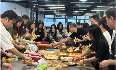 迎中秋庆国庆，金航标/乐虎游戏微公司举办茶话会